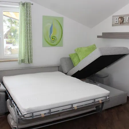 Lindpointner Apartment
